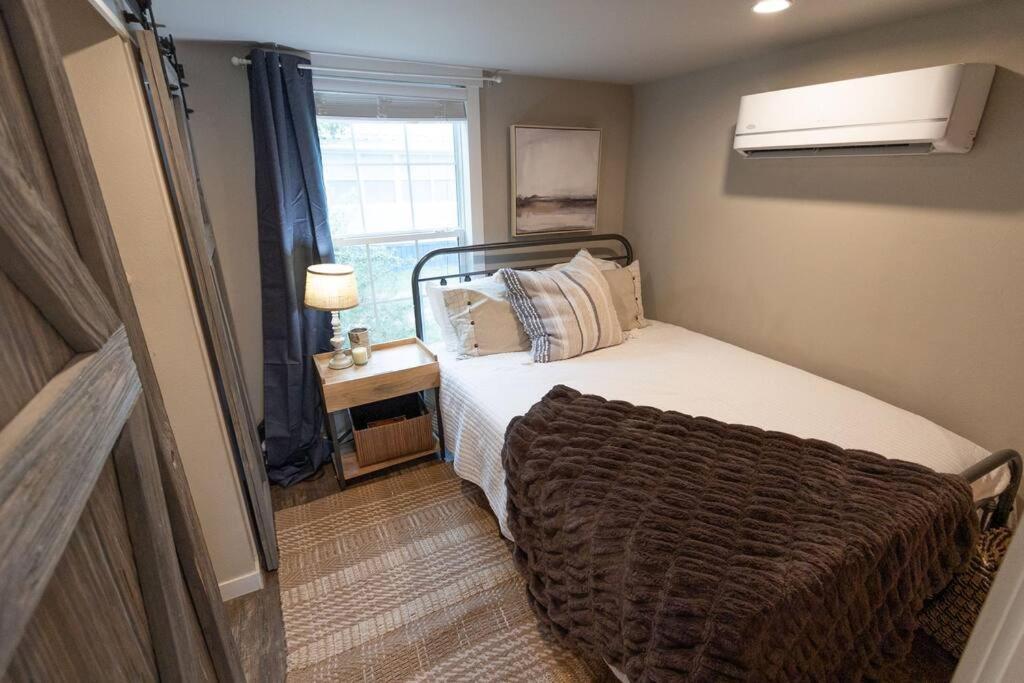 Pet Friendly Tiny House Rental With New Access To Guadalupe River Nbtx New Braunfels Εξωτερικό φωτογραφία