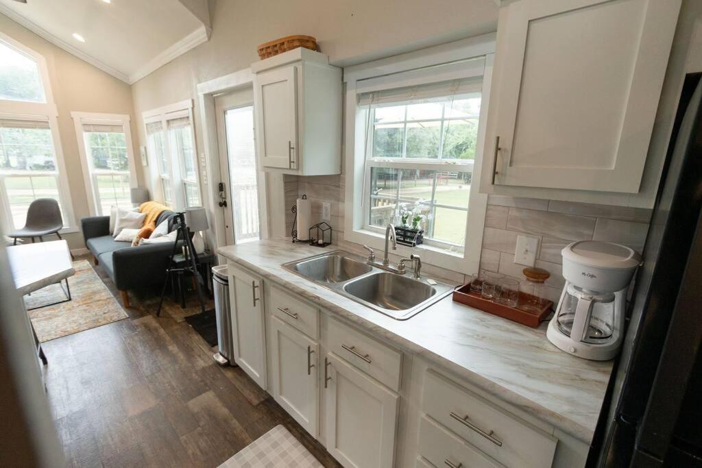 Pet Friendly Tiny House Rental With New Access To Guadalupe River Nbtx New Braunfels Εξωτερικό φωτογραφία