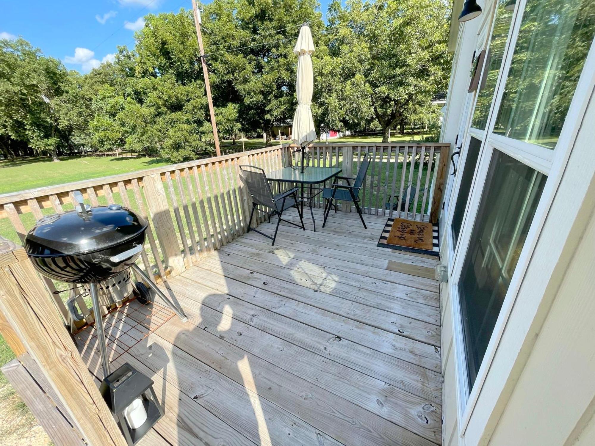 Pet Friendly Tiny House Rental With New Access To Guadalupe River Nbtx New Braunfels Εξωτερικό φωτογραφία