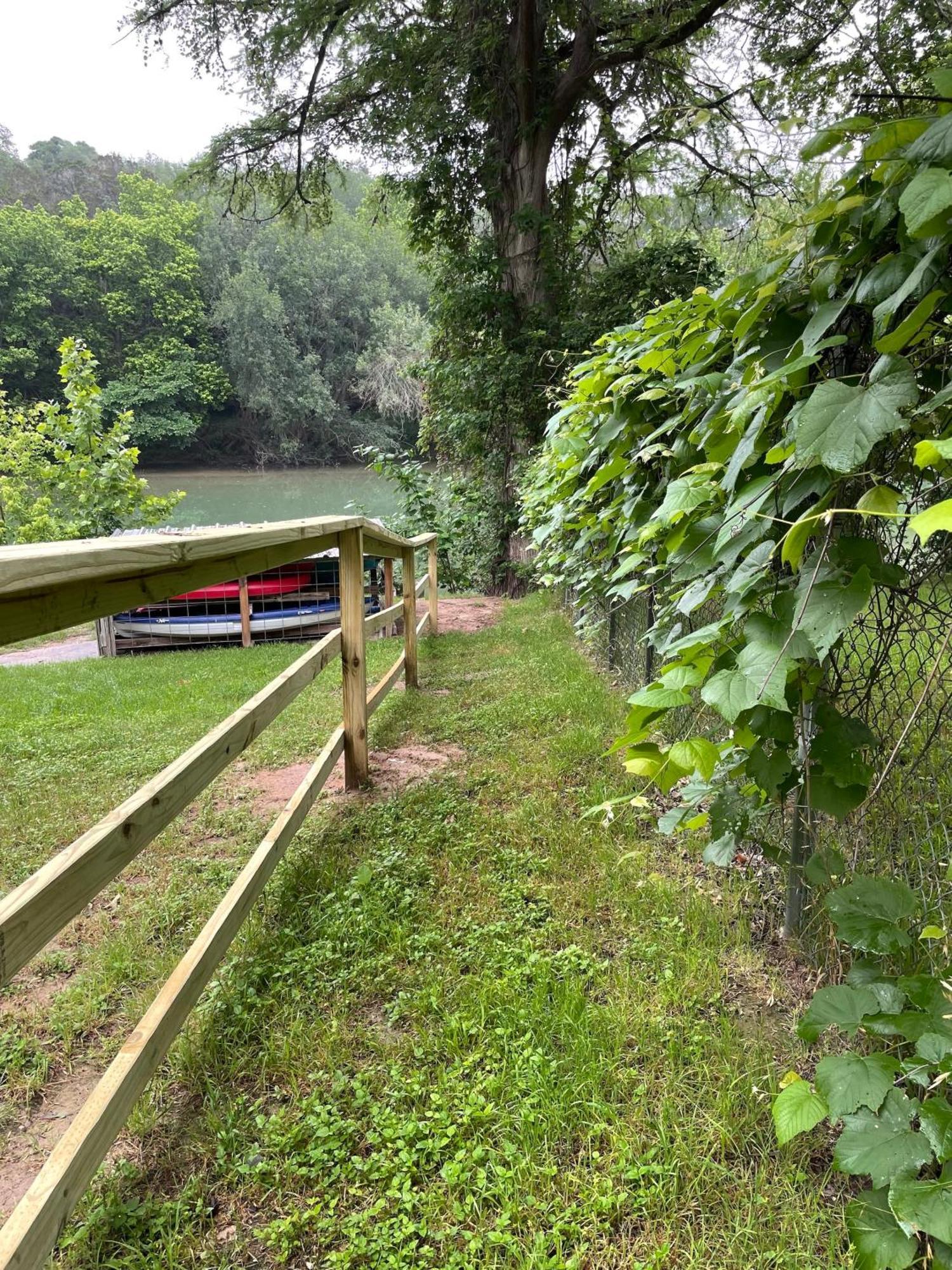 Pet Friendly Tiny House Rental With New Access To Guadalupe River Nbtx New Braunfels Εξωτερικό φωτογραφία